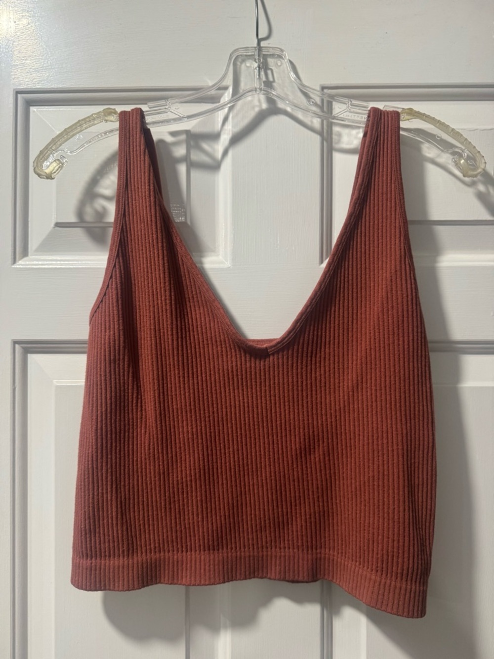 Ribbed V-Neck Crop Tank Top - Rust